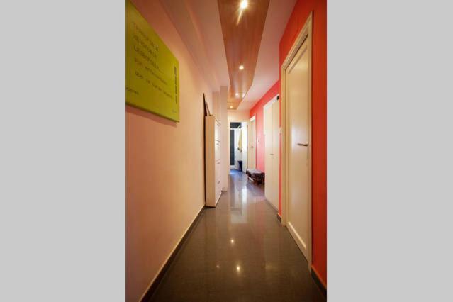 Habitacion Junto Torres Serranos Valencia Exterior photo